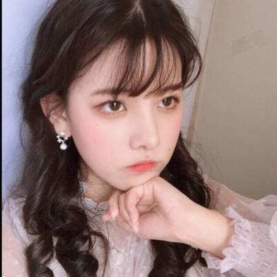 中国人民银行行长潘功胜会见蒙古国中央银行行长那仁朝格特